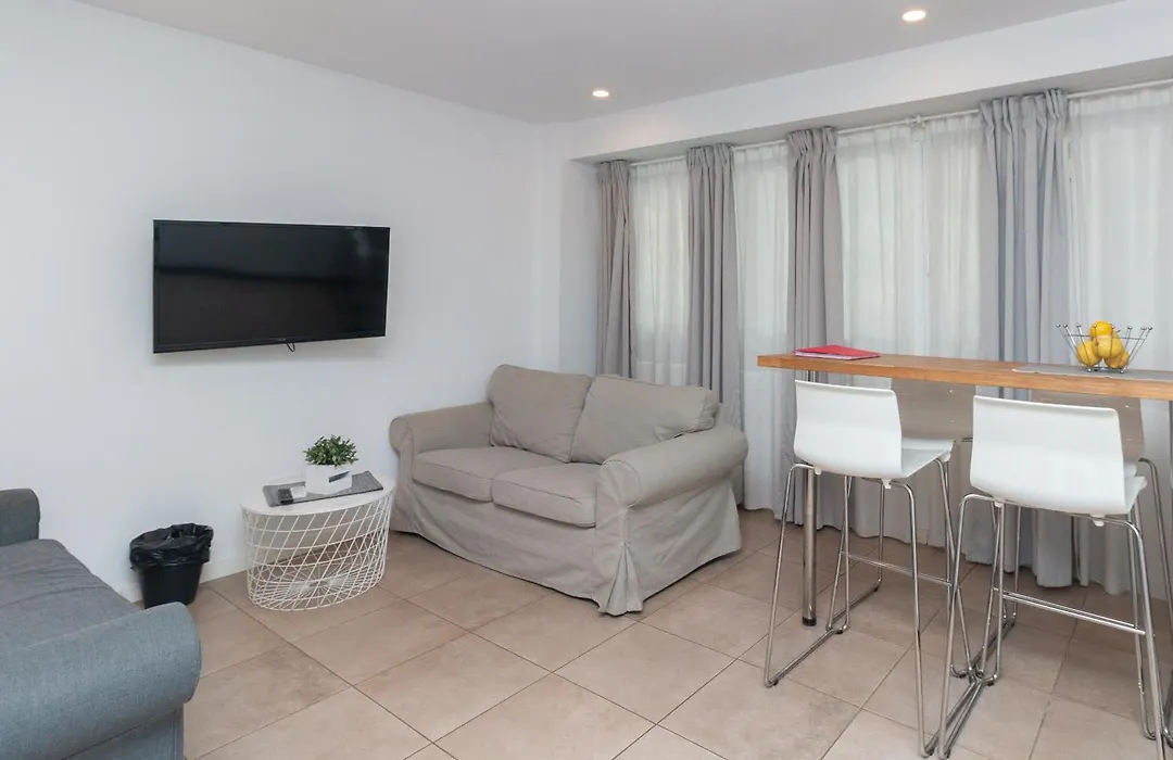 BET Apartments - Abastos Apartments-1